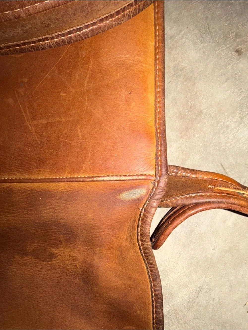 Vintage Coach brown tan leather purse